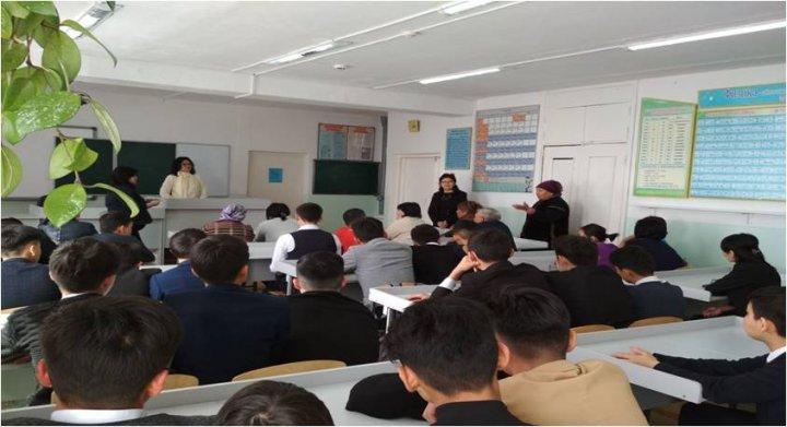 Ата-аналары жиналысы